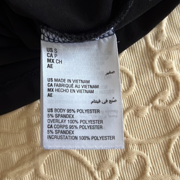 Afani Basic Black Blouse - Picture 8 of 9